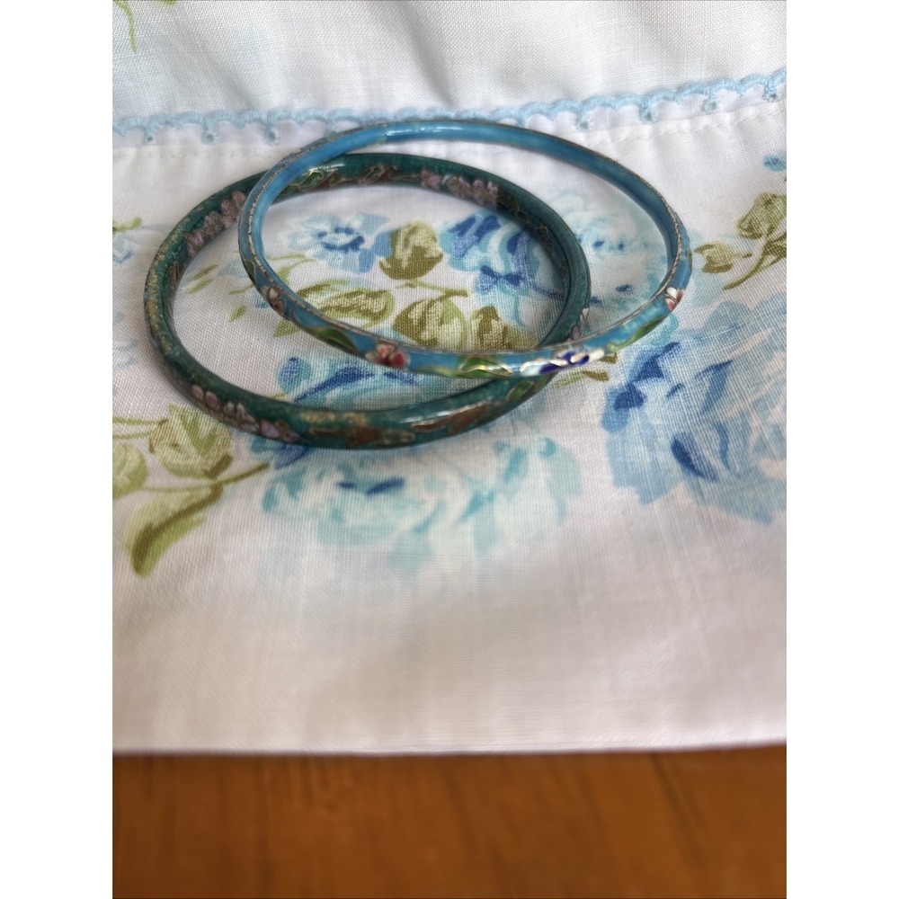 Set of 2 VTG Enamel Cloissone Bracelets Flowers Multi Color Design Bangle Style